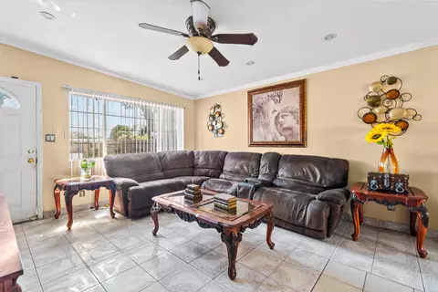 12745 Weidner St, Pacoima, CA 91331 photo 10