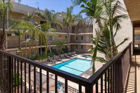 11044 Acama St #202, North Hollywood, CA 91602