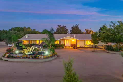 40316 30th St W, Palmdale, CA 93551