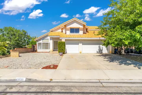 43733 Rialto Dr, Lancaster, CA 93535