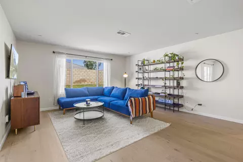Living - 3625 Garnet Ln, Lancaster, CA 93535 photo 4 of 5