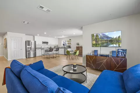3625 Garnet Ln, Lancaster, CA 93535