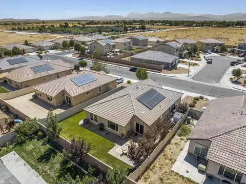 View/Area - 3625 Garnet Ln, Lancaster, CA 93535 photo 5 of 6