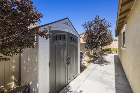 Exterior - 3625 Garnet Ln, Lancaster, CA 93535 photo 2 of 8
