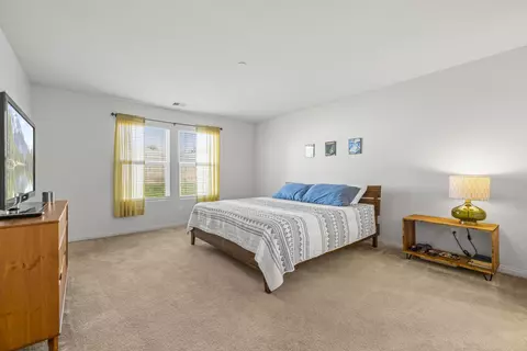 Bedroom - 3625 Garnet Ln, Lancaster, CA 93535 photo 2 of 5