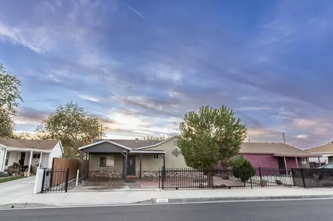 44613 Elm Ave, Lancaster, CA 93534