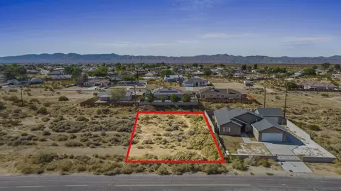 Calhoun Dr & Trumbull St, California City, CA 93505