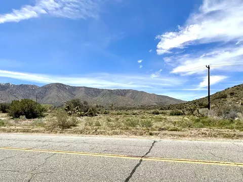 longview rd vic avenue #Z10, Juniper Hills, CA 93543