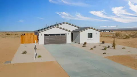 8313 Rea Ave, California City, CA 93505