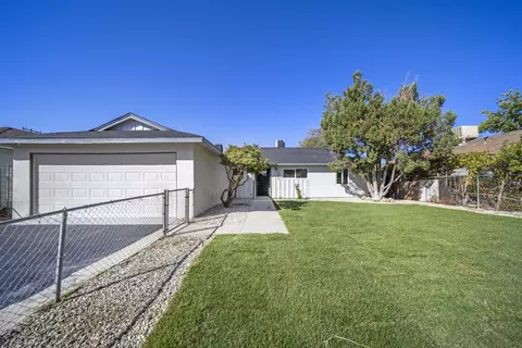 38557 33rd St E, Palmdale, CA 93550
