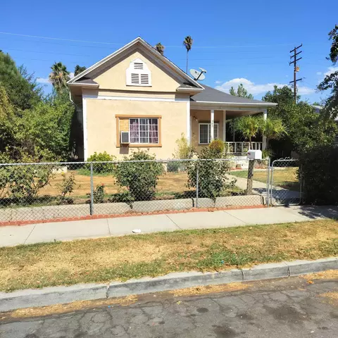 853 3rd St W, Pomona, CA 91766