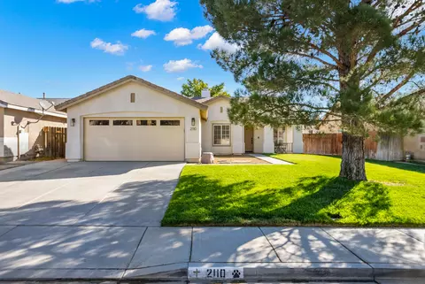 2110 Laurelwood Ct, Rosamond, CA 93560