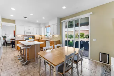 43334 Brandon Thomas Way, Lancaster, CA 93536 photo 13