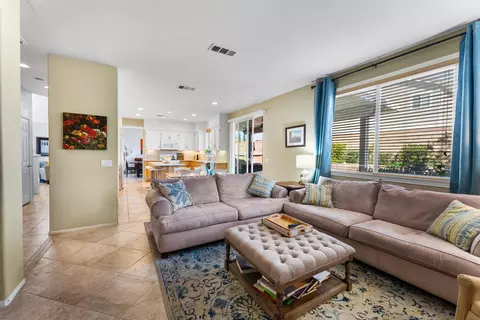 43334 Brandon Thomas Way, Lancaster, CA 93536 photo 11