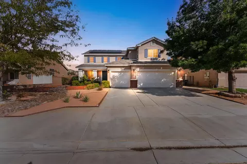 43334 Brandon Thomas Way, Lancaster, CA 93536 photo 2