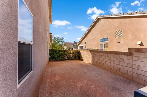 43334 Brandon Thomas Way, Lancaster, CA 93536 photo 40