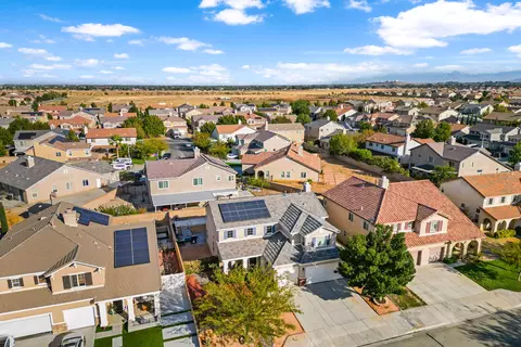 43334 Brandon Thomas Way, Lancaster, CA 93536 photo 44