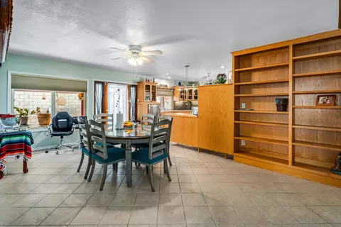 Dining - 44050 Andale Ave, Lancaster, CA 93535 photo 2 of 3