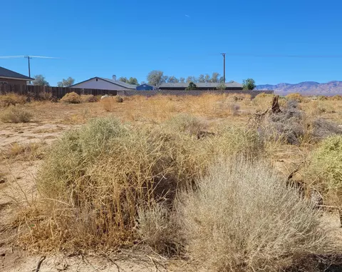 0 71 St, California City, CA 93505