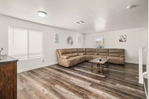 Living - 45638 Barham Ave, Lancaster, CA 93534 photo 1 of 5
