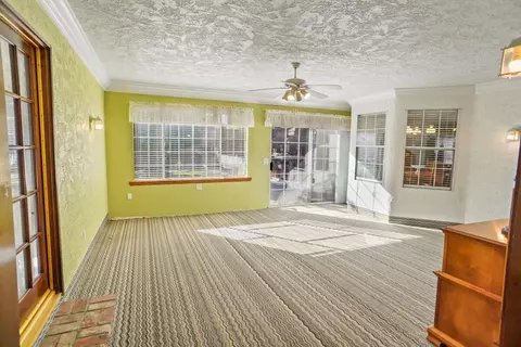41621 Crispi Ln, Quartz Hill, CA 93536 photo 11