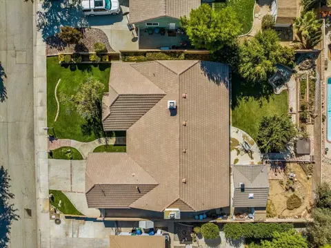 41621 Crispi Ln, Quartz Hill, CA 93536 photo 6