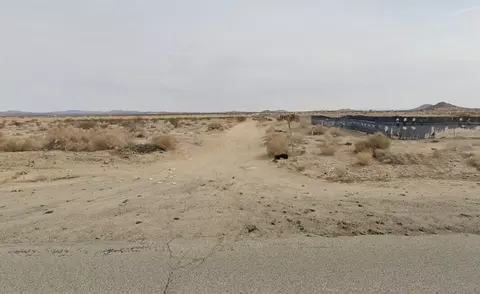 18601 Avenue P E, Palmdale, CA 93591