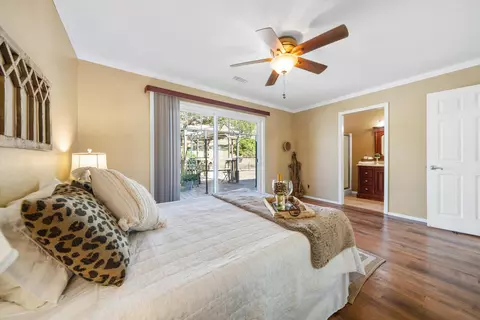 Bedroom - 25801 Cumberland Rd, Tehachapi, CA 93561 photo 2 of 4