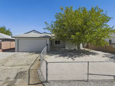 38738 Pond Ave, Palmdale, CA 93550