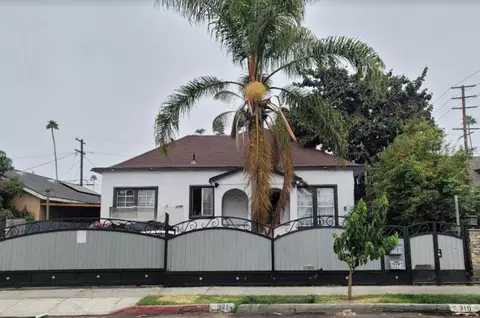 319 67th St W, Los Angeles, CA 90003