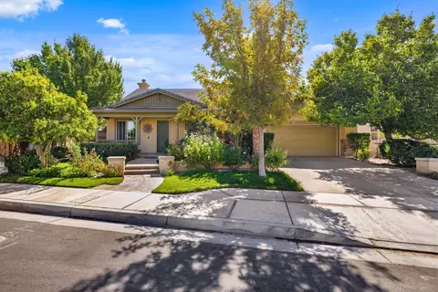 4730 Spur Ave, Lancaster, CA 93536