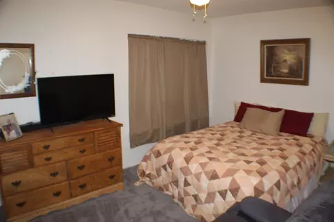 Bedroom - 1109 Nugent St E, Lancaster, CA 93535 photo 7 of 11
