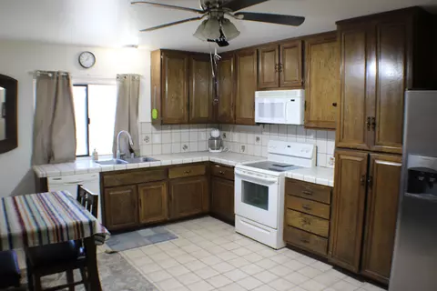 Kitchen - 1109 Nugent St E, Lancaster, CA 93535 photo 1 of 3