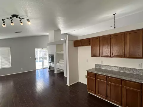 6028 Avenue J4, Lancaster, CA 93536 photo 9
