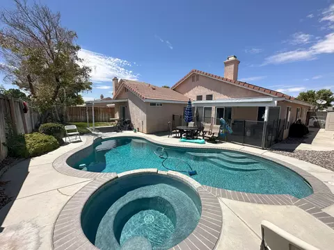 6028 Avenue J4, Lancaster, CA 93536 photo 2