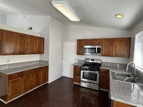 6028 Avenue J4, Lancaster, CA 93536 photo 7