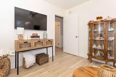 Living - 643 Ave J 9 E, Lancaster, CA 93535 photo 4 of 4