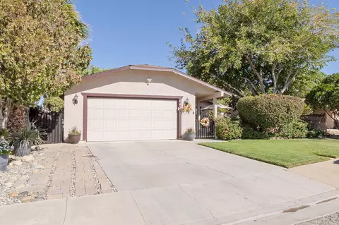 Exterior - 643 Ave J 9 E, Lancaster, CA 93535 photo 2 of 14