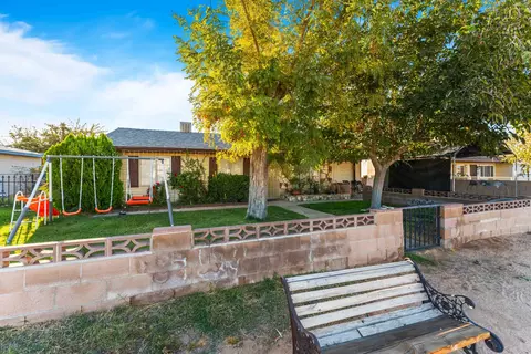 Exterior - 12651 Daisy St, Boron, CA 93516 photo 1 of 10
