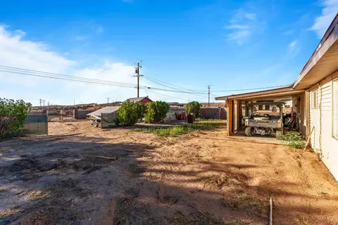Exterior - 12651 Daisy St, Boron, CA 93516 photo 9 of 10