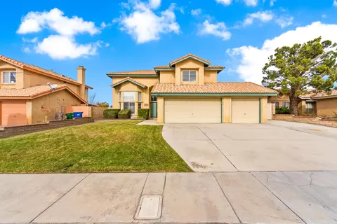 3063 Coyote Rd, Palmdale, CA 93550