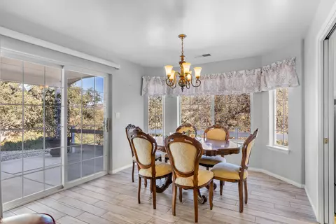 18982 Mustang Dr, Tehachapi, CA 93561 photo 14