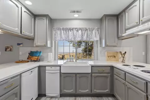 18982 Mustang Dr, Tehachapi, CA 93561 photo 11