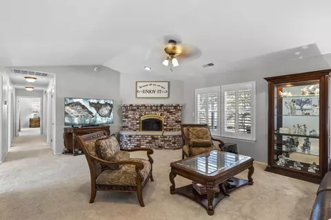 18982 Mustang Dr, Tehachapi, CA 93561 photo 7