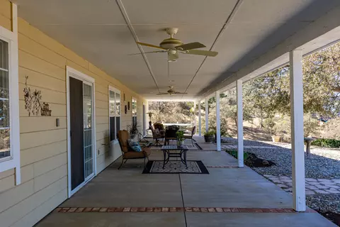 18982 Mustang Dr, Tehachapi, CA 93561 photo 43