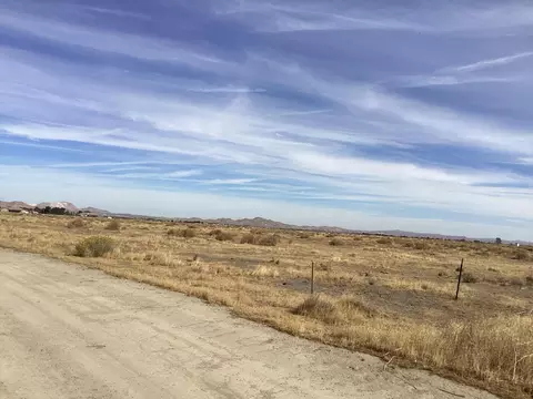 Cor Ave A8 & 67th Stw, Lancaster, CA 93536 photo 5