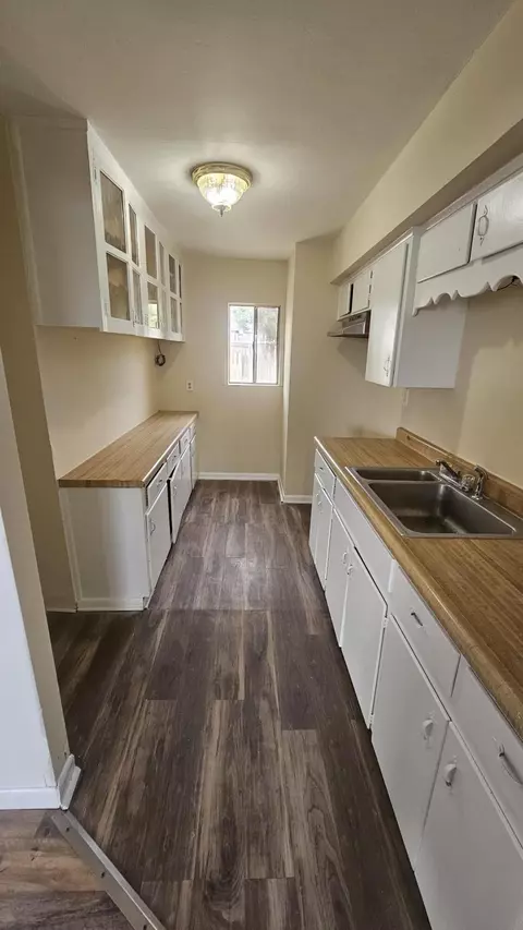 515 Harrison St, Taft, CA 93268 photo 7
