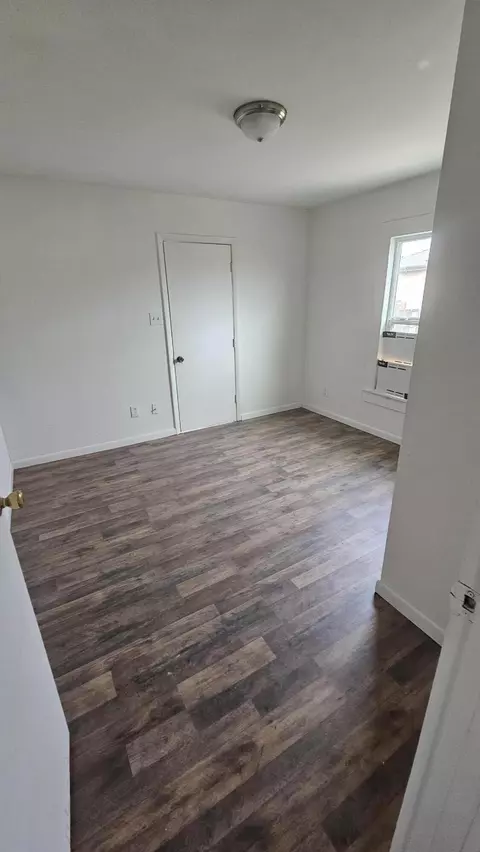 515 Harrison St, Taft, CA 93268 photo 4