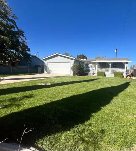 1801 Marie Ave, Rosamond, CA 93560