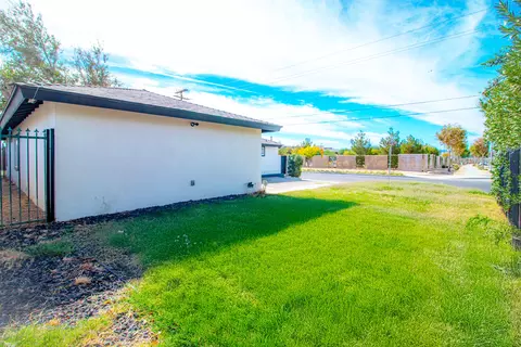 45324 Raysack Ave, Lancaster, CA 93535 photo 5